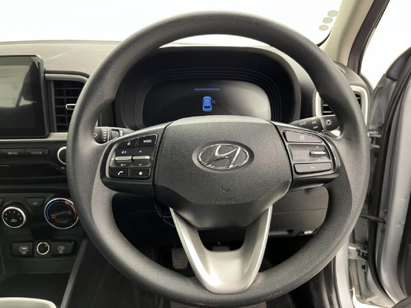2024-Hyundai-Venue-12-Motion image:13