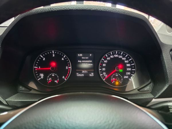 2018-Volkswagen-Amarok-30-TDI-Highline-EX-4Motion-Auto-Double-Cab image:9