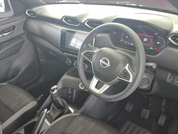2026-Nissan-Magnite-10T-Acenta image:13