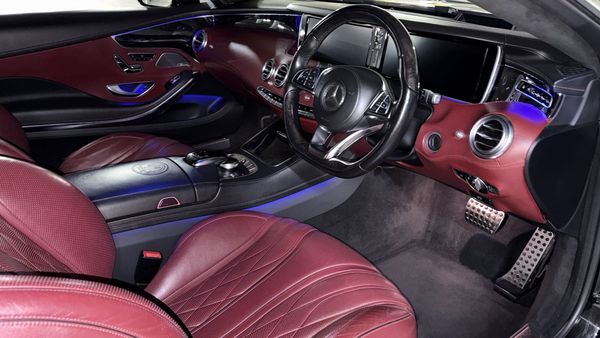 2016-Mercedes-AMG-S-Class-S63-AMG-Coupe image:12