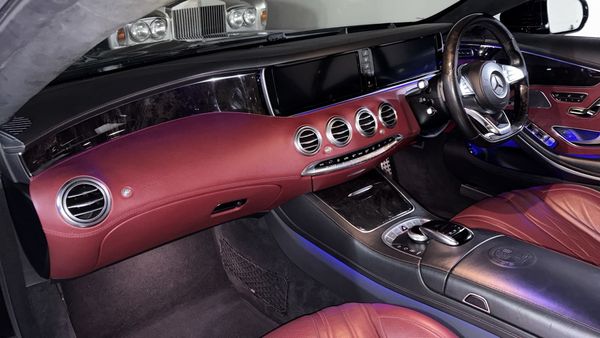 2016-Mercedes-AMG-S-Class-S63-AMG-Coupe image:18
