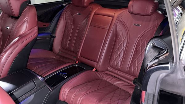 2016-Mercedes-AMG-S-Class-S63-AMG-Coupe image:25