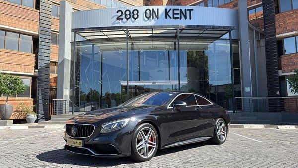 2016-Mercedes-AMG-S-Class-S63-AMG-Coupe image:3