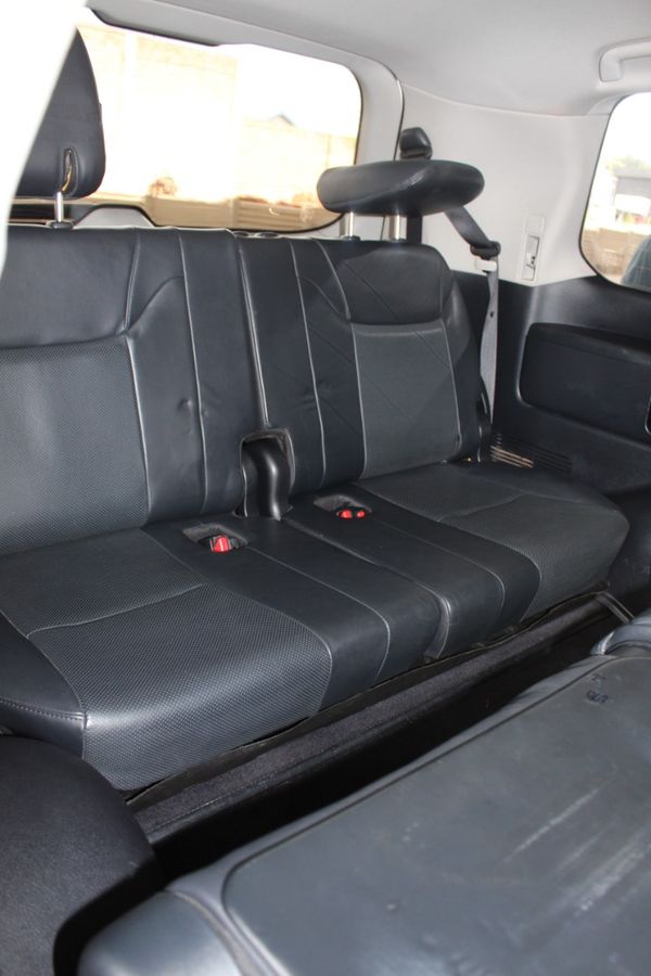 2014-Lexus-LX-570-SE-Auto image:25