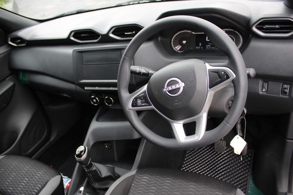 2026-Nissan-Magnite-Move-10-Visia-FC-PV image:8