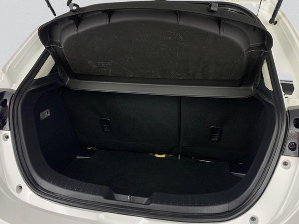 2020-Mazda-2-15-Individual-5-dr image:10