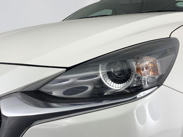 2020-Mazda-2-15-Individual-5-dr image:3