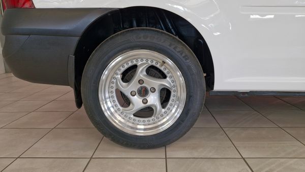 2020-Nissan-NP200-15-dCi-Safety-Pack image:9