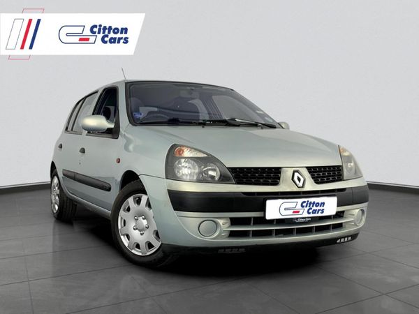 2002-Renault-Clio-14-Expression image:2