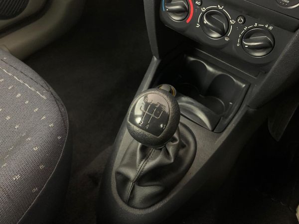 2002-Renault-Clio-14-Expression image:5