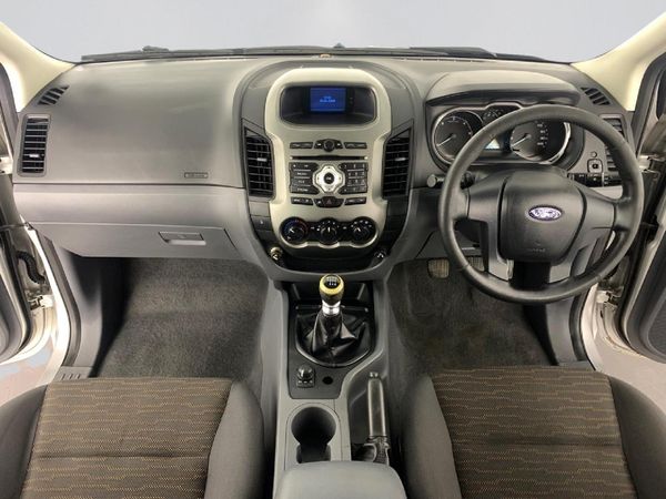 2013-Ford-Ranger-22-TDCi-XLS-4x4-Double-Cab image:13