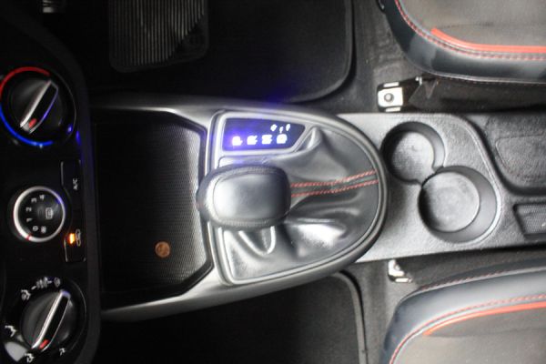 2024-Hyundai-Grand-i10-12-Motion-Auto image:10