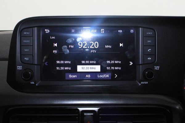 2024-Hyundai-Grand-i10-12-Motion-Auto image:11