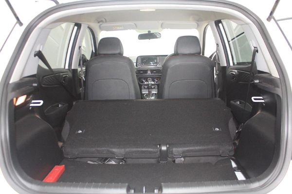 2024-Hyundai-Grand-i10-12-Motion-Auto image:12