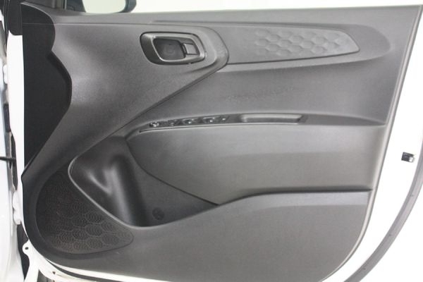 2024-Hyundai-Grand-i10-12-Motion-Auto image:14