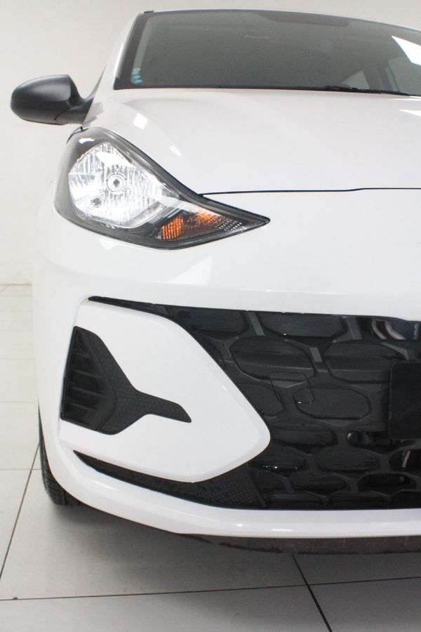 2024-Hyundai-Grand-i10-12-Motion-Auto image:18