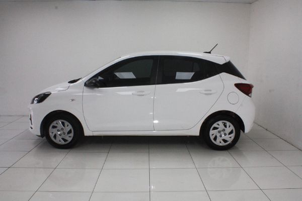 2024-Hyundai-Grand-i10-12-Motion-Auto image:5