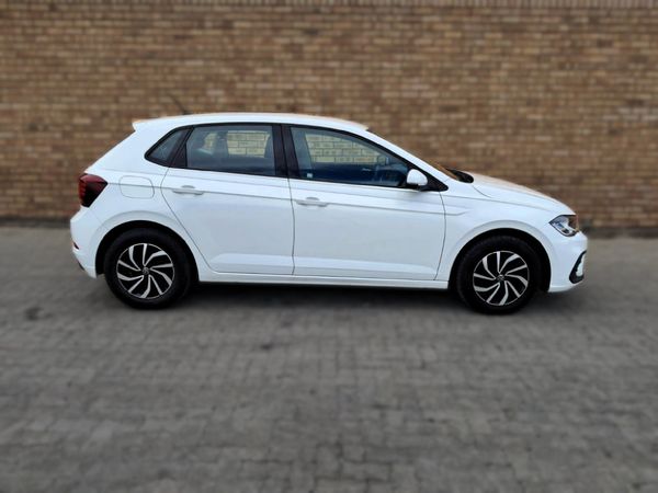 2022-Volkswagen-Polo-10-TSI-Life image:6