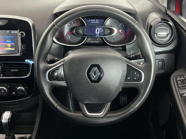 2019-Renault-Clio-IV-12T-Expression-Auto-5-dr-88kW image:12