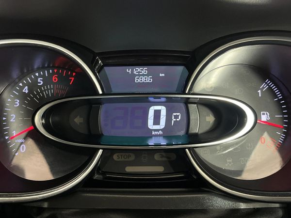 2019-Renault-Clio-IV-12T-Expression-Auto-5-dr-88kW image:2