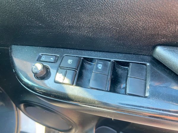 2017-Toyota-Hilux-28-GD-6-Raised-Body-Raider-Double-Cab-Auto image:15