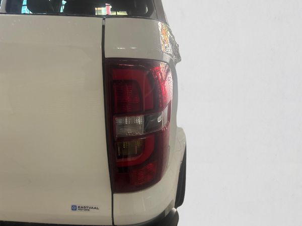 2022-Peugeot-Landtrek-19D-Allure-Double-Cab-Auto image:11