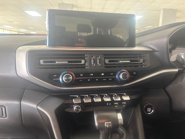 2022-Peugeot-Landtrek-19D-Allure-Double-Cab-Auto image:19