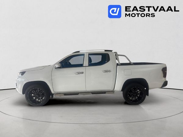 2022-Peugeot-Landtrek-19D-Allure-Double-Cab-Auto image:3