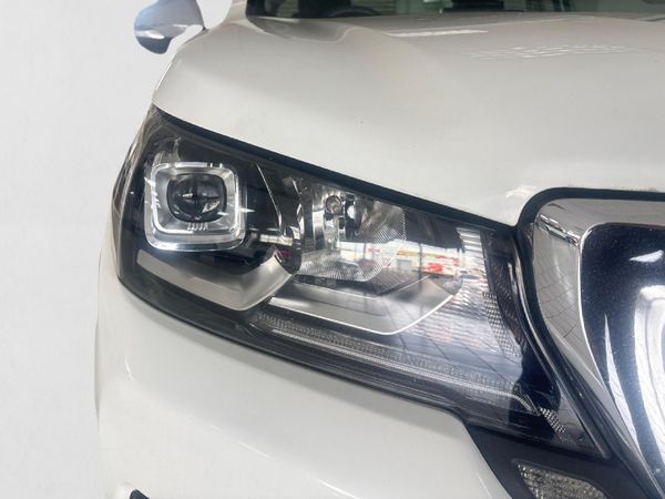 2022-Peugeot-Landtrek-19D-Allure-Double-Cab-Auto image:8