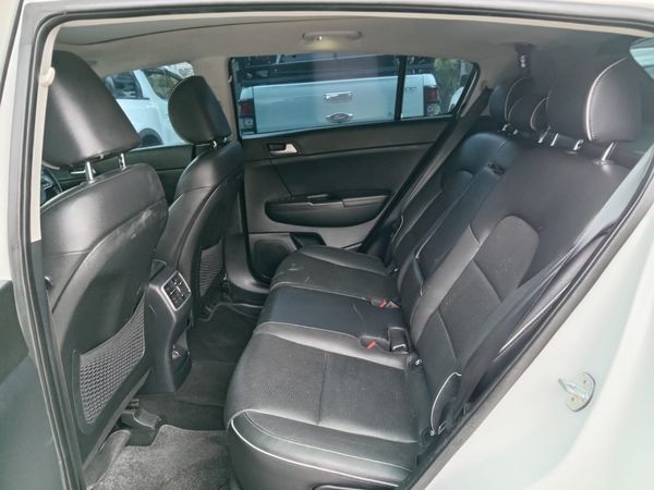 2017-Kia-Sportage-20-CRDi-AWD-Auto image:6