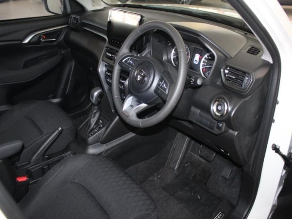 2026-Toyota-Urban-Cruiser-15-XR-Auto image:1
