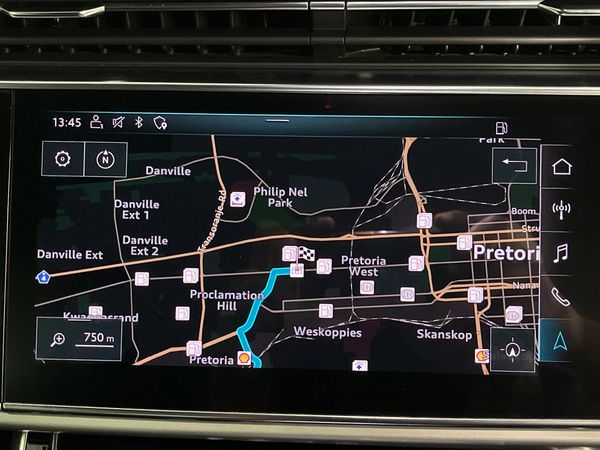 2019-Audi-Q8-45-TDI-quattro-Auto image:12