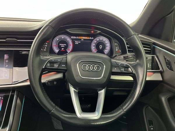 2019-Audi-Q8-45-TDI-quattro-Auto image:13