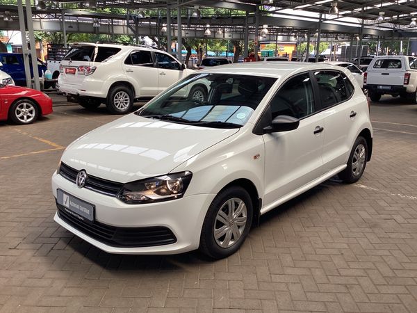 2020-Volkswagen-Polo-Vivo-14-Trendline-5-dr image:21