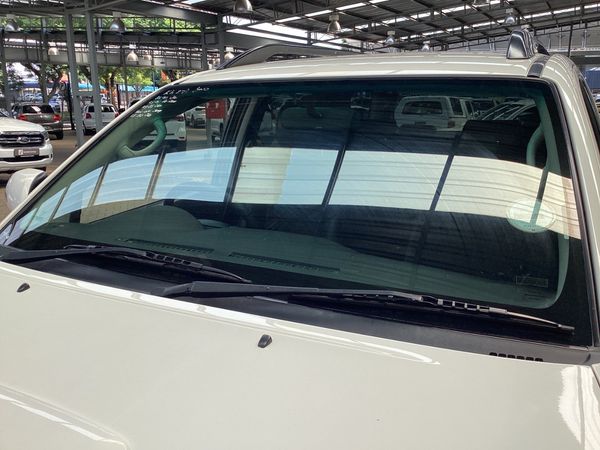 2014-Toyota-Fortuner-30-D-4D-Raised-Body image:19