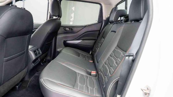 2025-Nissan-Navara-25-DDTi-PRO-2X-Auto-Double-Cab image:9