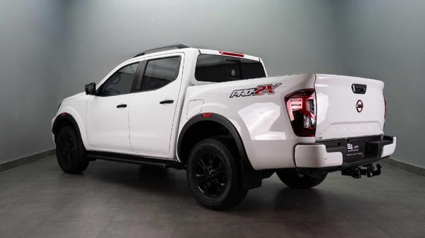 2025-Nissan-Navara-25-DDTi-PRO-2X-Auto-Double-Cab image:3