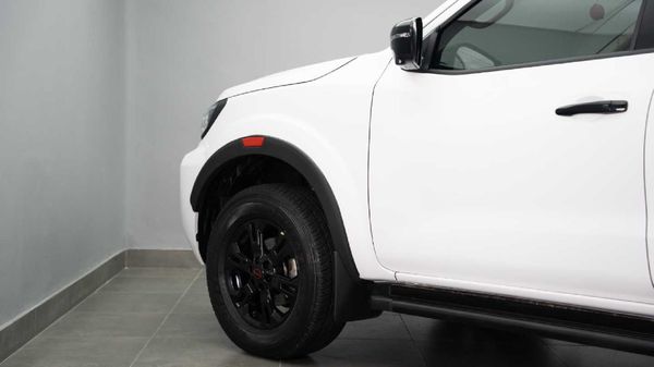 2025-Nissan-Navara-25-DDTi-PRO-2X-Auto-Double-Cab image:6