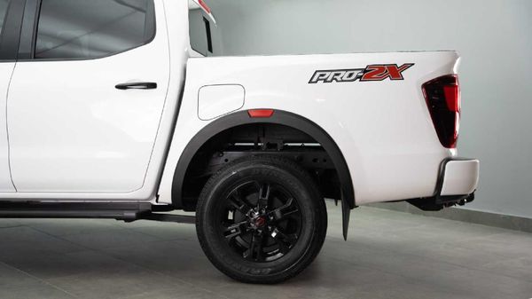 2025-Nissan-Navara-25-DDTi-PRO-2X-Auto-Double-Cab image:7