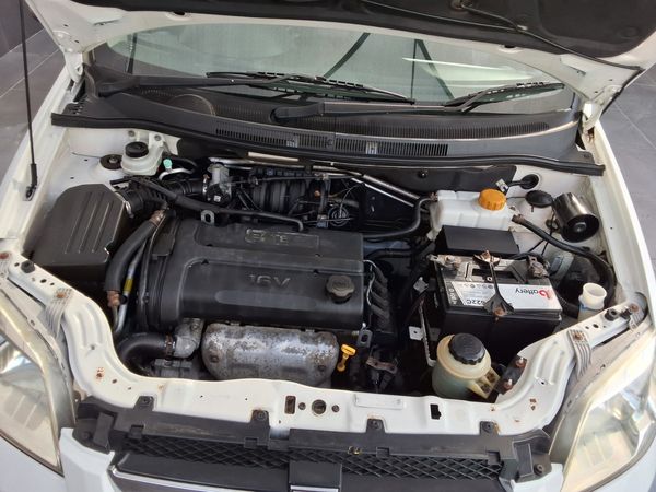 2012-Chevrolet-Aveo-16-L image:14