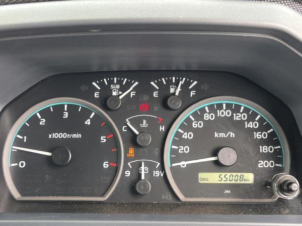 2019-Toyota-Land-Cruiser-79-45-D-Single-Cab image:1