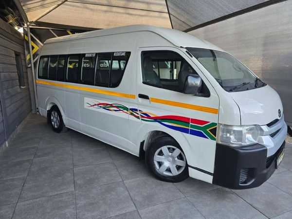 2021-Toyota-Quantum-25-D-4D-Sesfikile-16-seat image:1