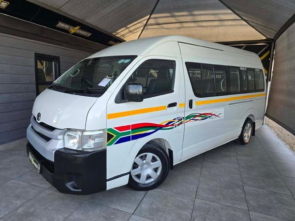2021-Toyota-Quantum-25-D-4D-Sesfikile-16-seat image:3