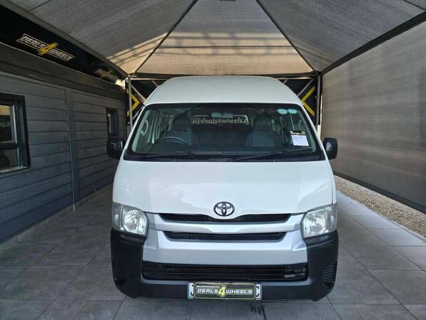 2021-Toyota-Quantum-25-D-4D-Sesfikile-16-seat image:4