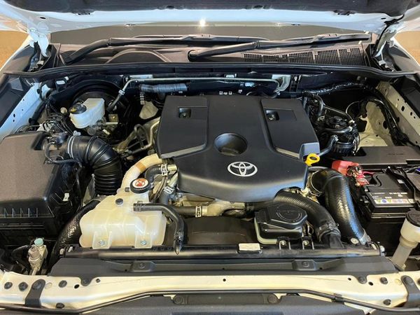 2024-Toyota-Fortuner-28-GD-6-4x4-VX-Auto image:8