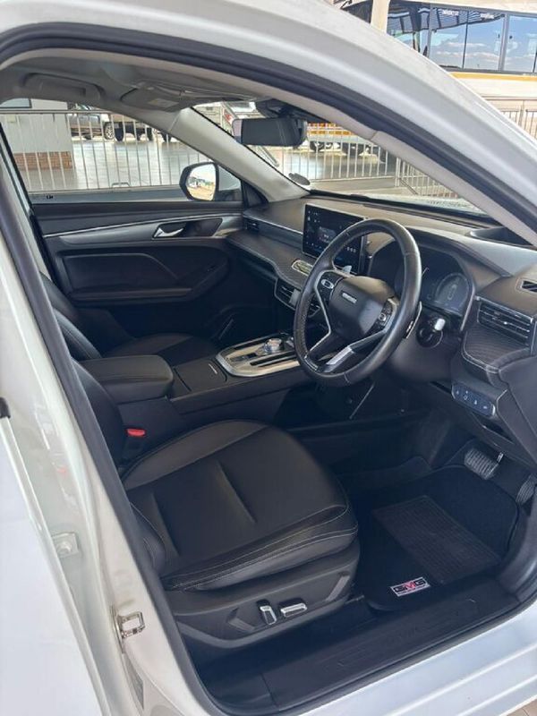 2021-Haval-Jolion-15T-Super-Luxury-Auto image:8