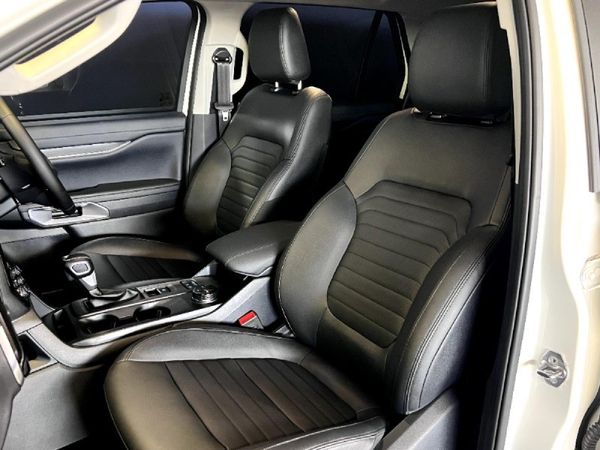 2025-Ford-Everest-20D-Bi-Turbo-Sport-4x4-Auto image:12