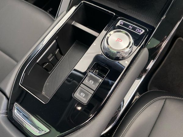 2025-Haval-H6-20T-Super-Luxury-4X4-Auto image:15