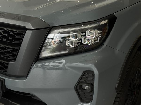 2021-Nissan-Navara-25-DDTi-PRO-2X-Auto-Double-Cab image:17