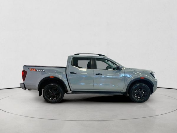 2021-Nissan-Navara-25-DDTi-PRO-2X-Auto-Double-Cab image:2